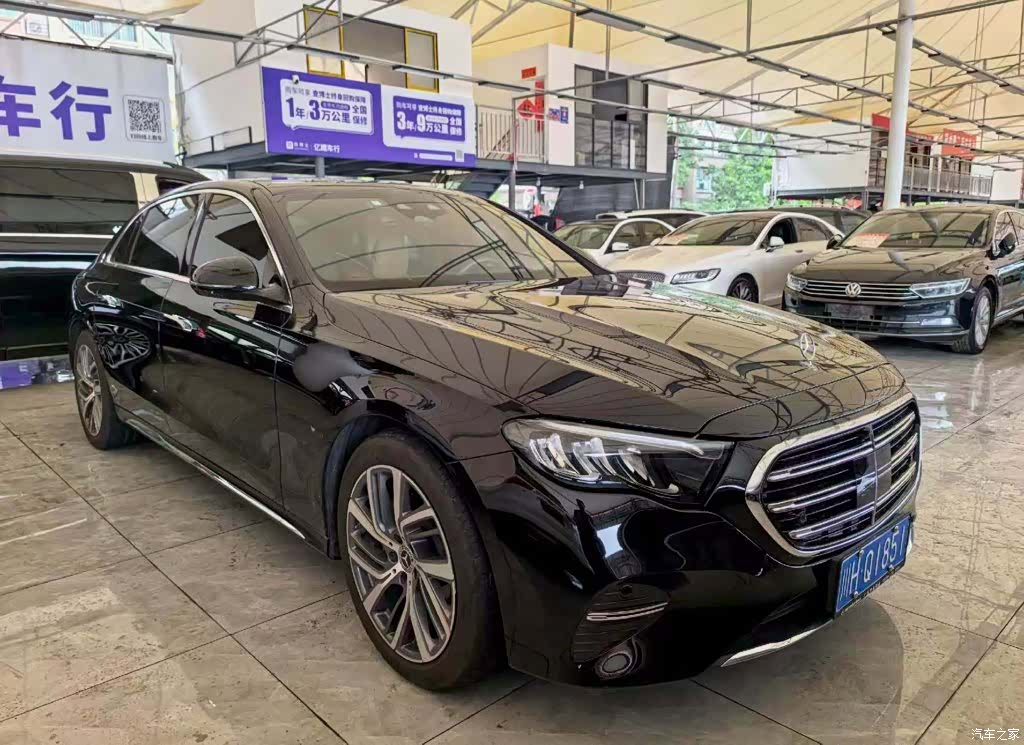 Mercedes-Benz E-Class, 2024 3