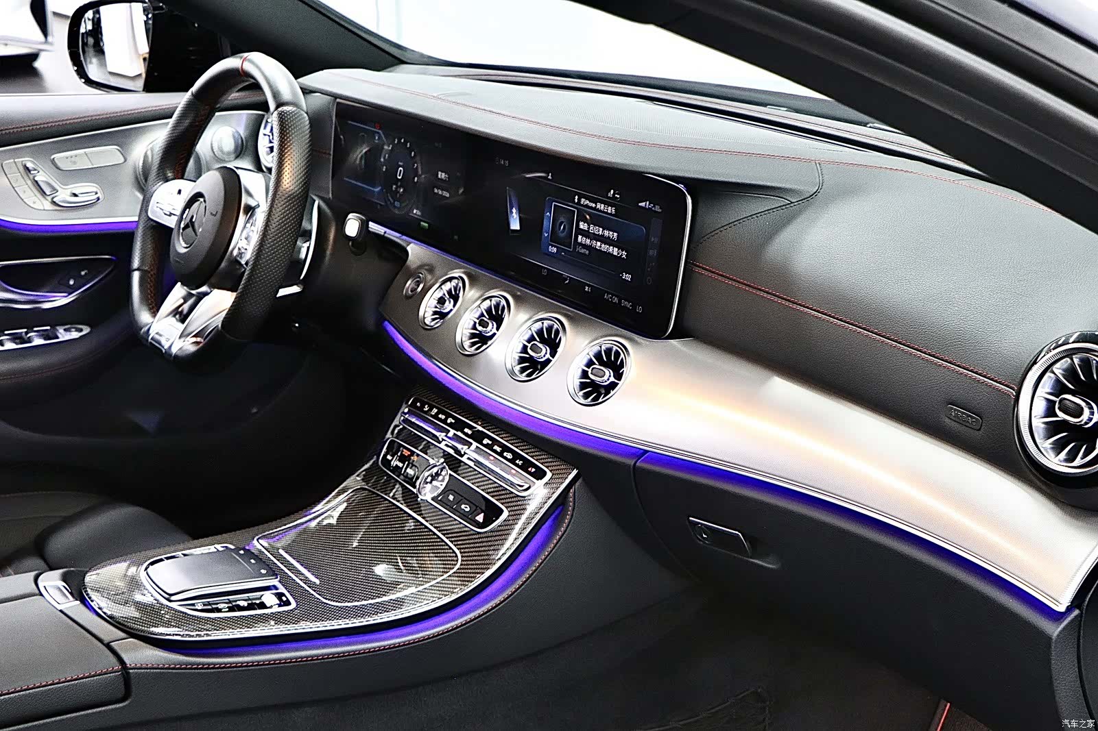 Mercedes-Benz E-Class, 2019 13