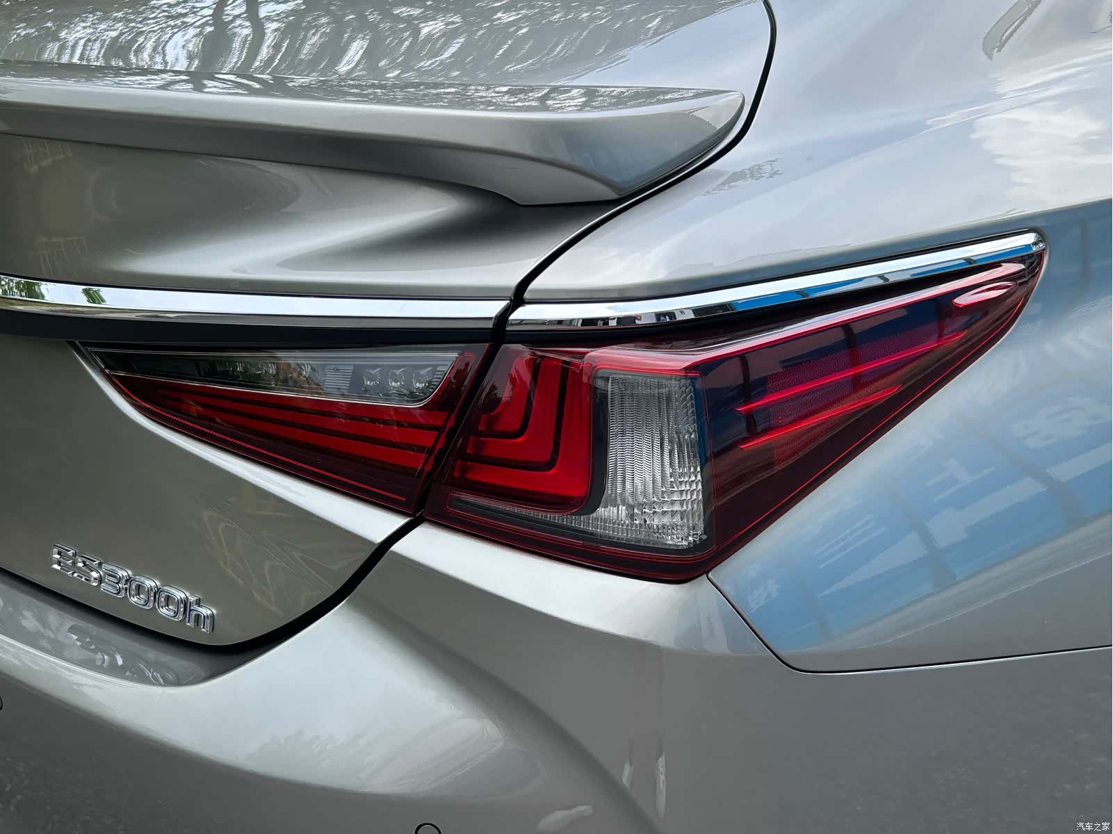 Lexus ES, 2022 22