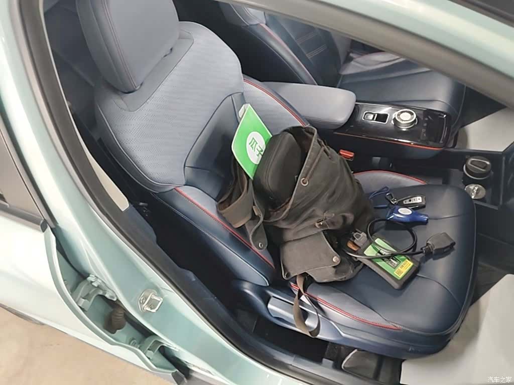 Geely E, 2022 25