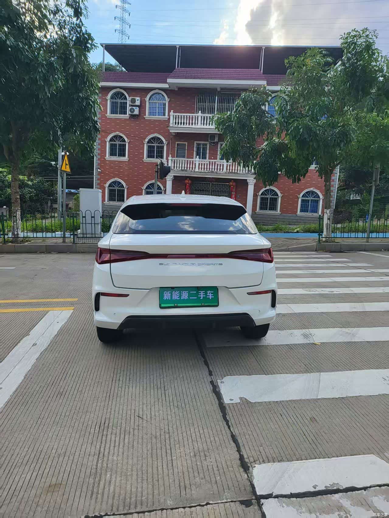 BYD E2, 2022 10