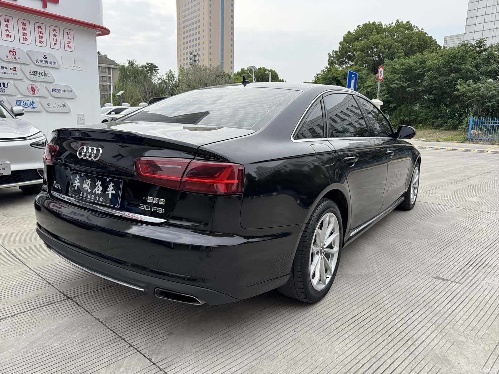 Audi A6L, 2016 все фото