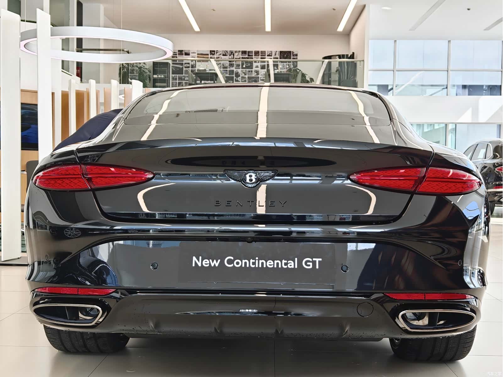 Bentley Continental GT, 2026 6