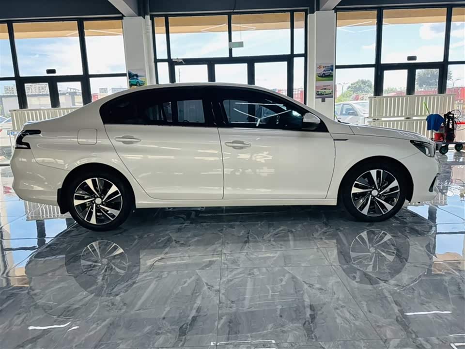Peugeot 408 Peugeot 408