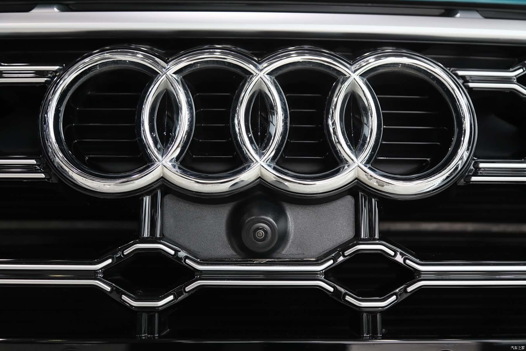 Audi Q2L, 2022 4