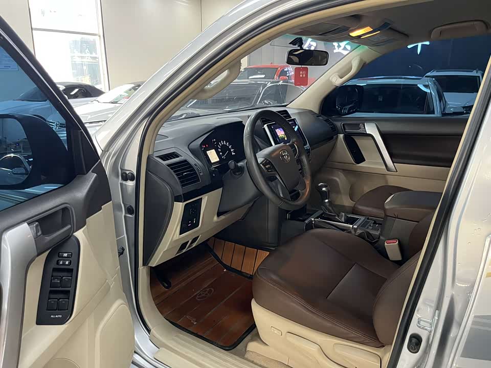 Toyota Prado
