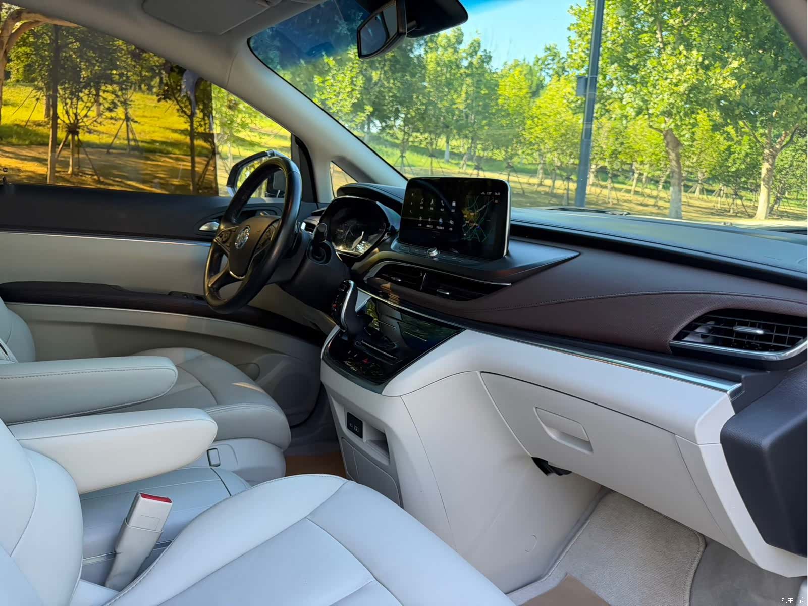 Buick GL8, 2020 7