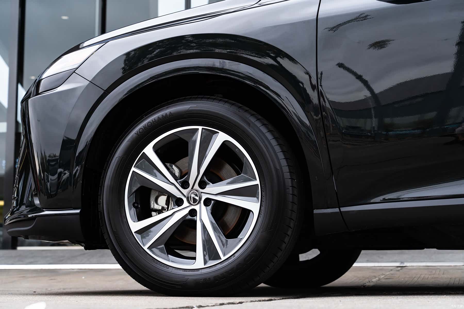Lexus RX, 2025 8