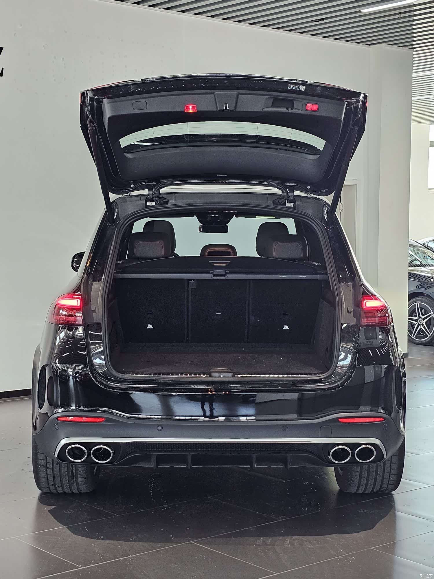 Mercedes-Benz GLE, 2025 все фото