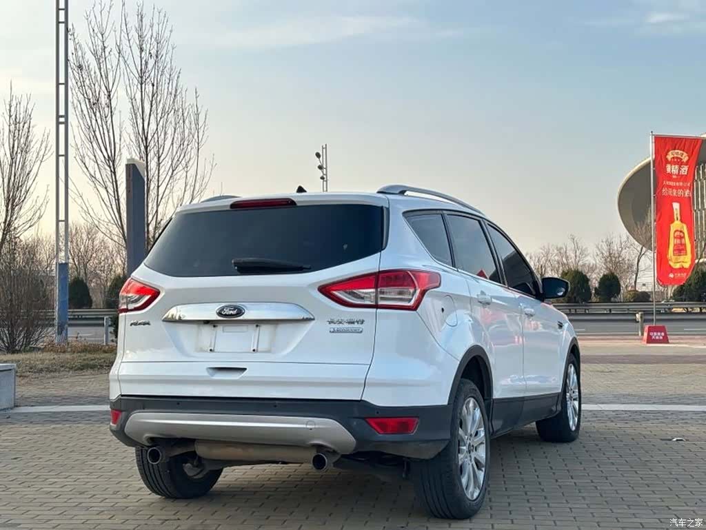 Ford Kuga, 2014 4