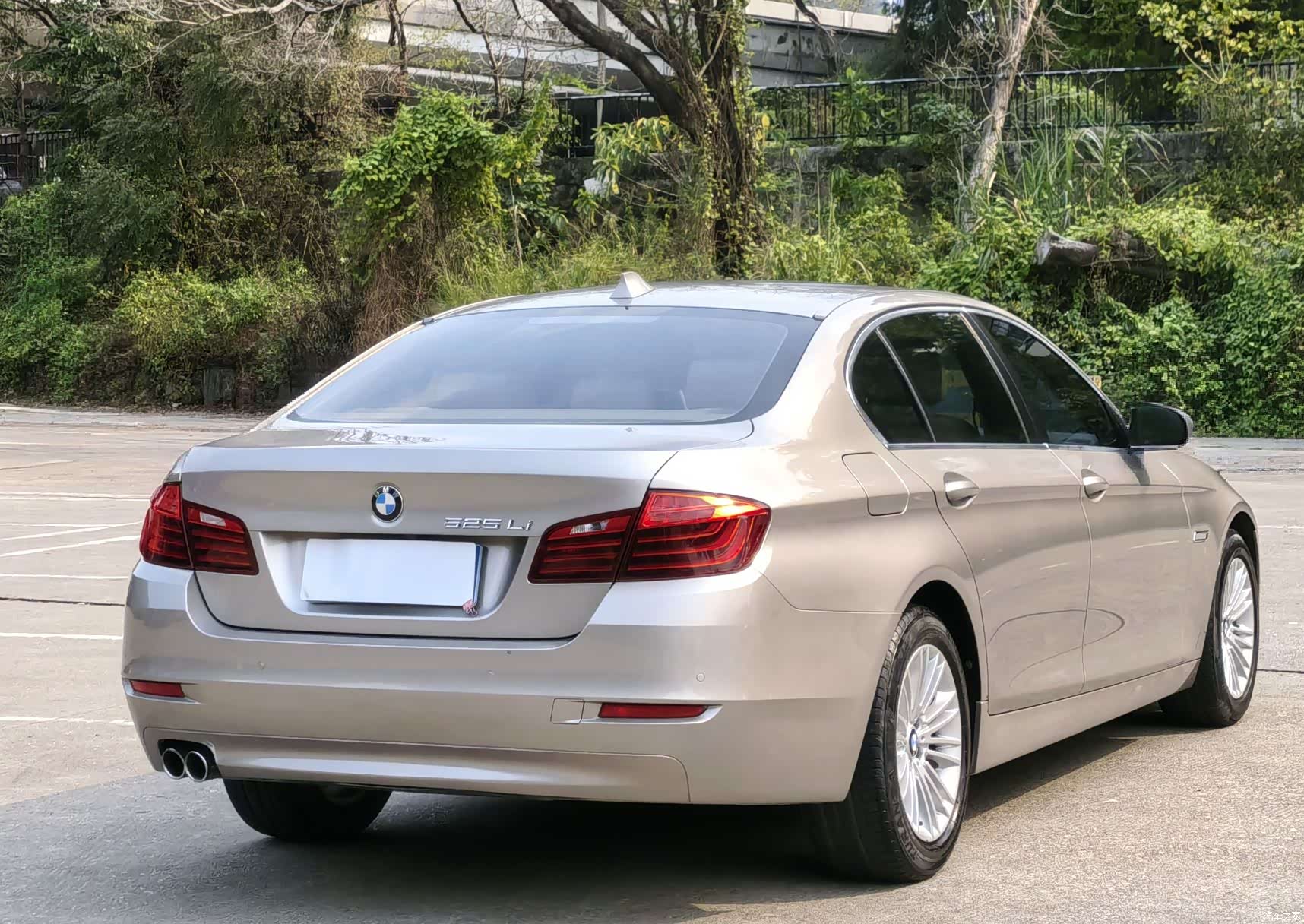 BMW 5 Series, 2015 11