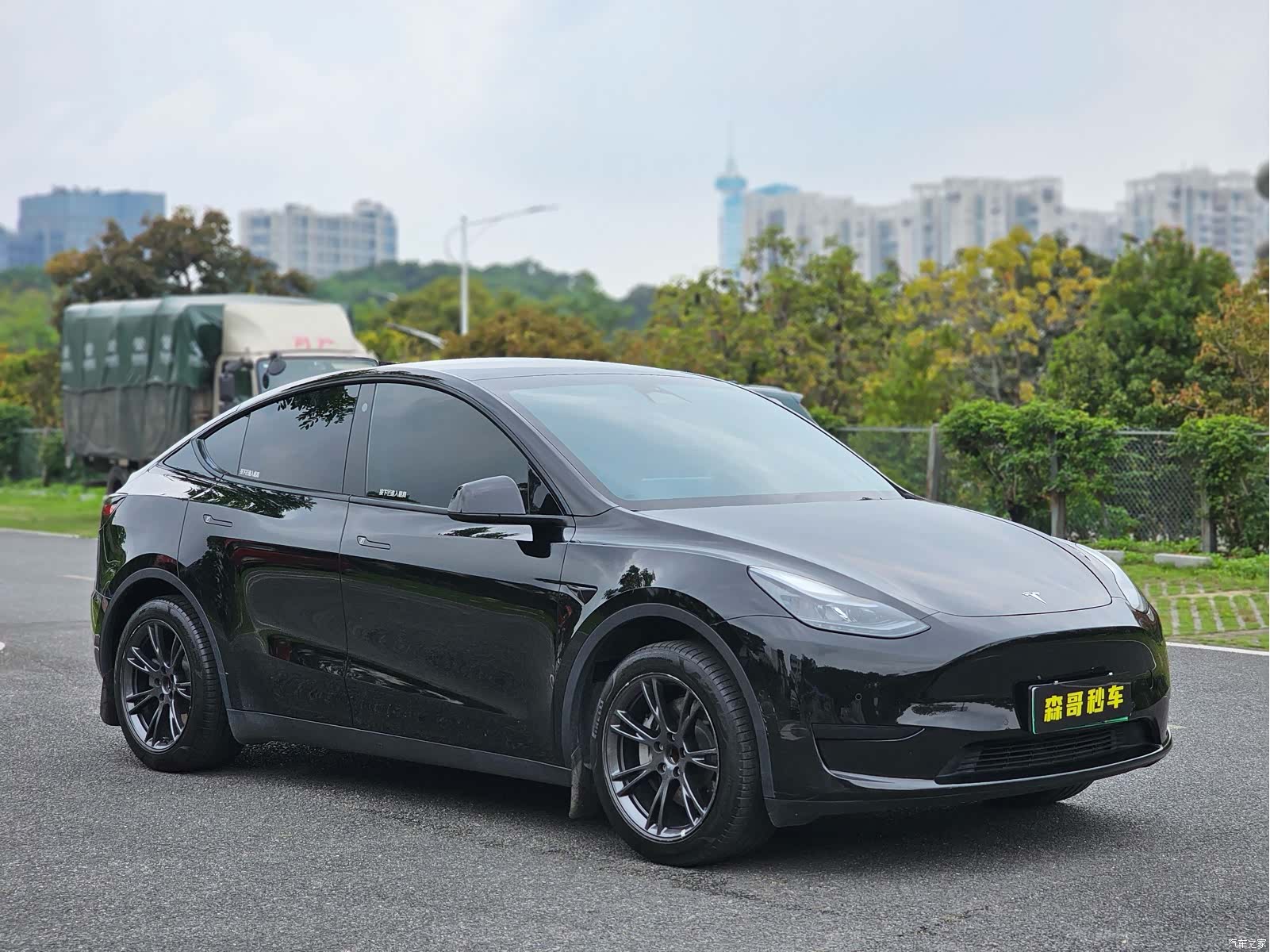Tesla Model Y, 2024 3