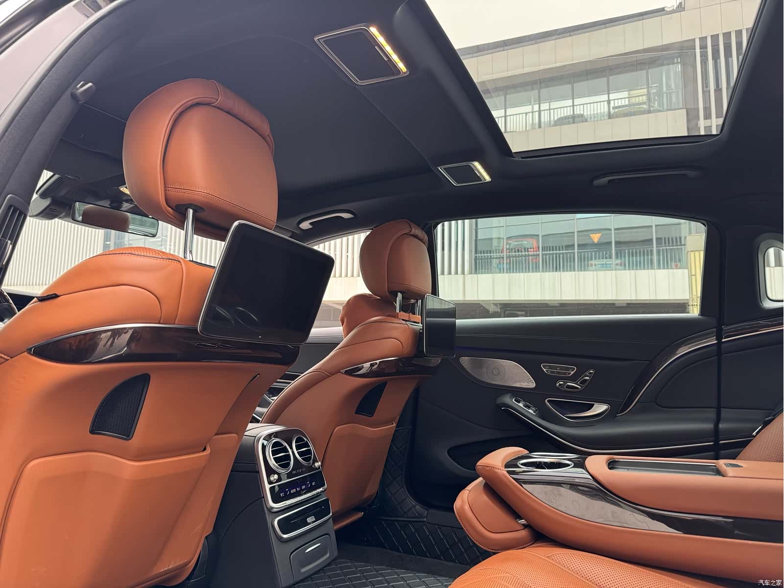 Maybach S-Class, 2020 11