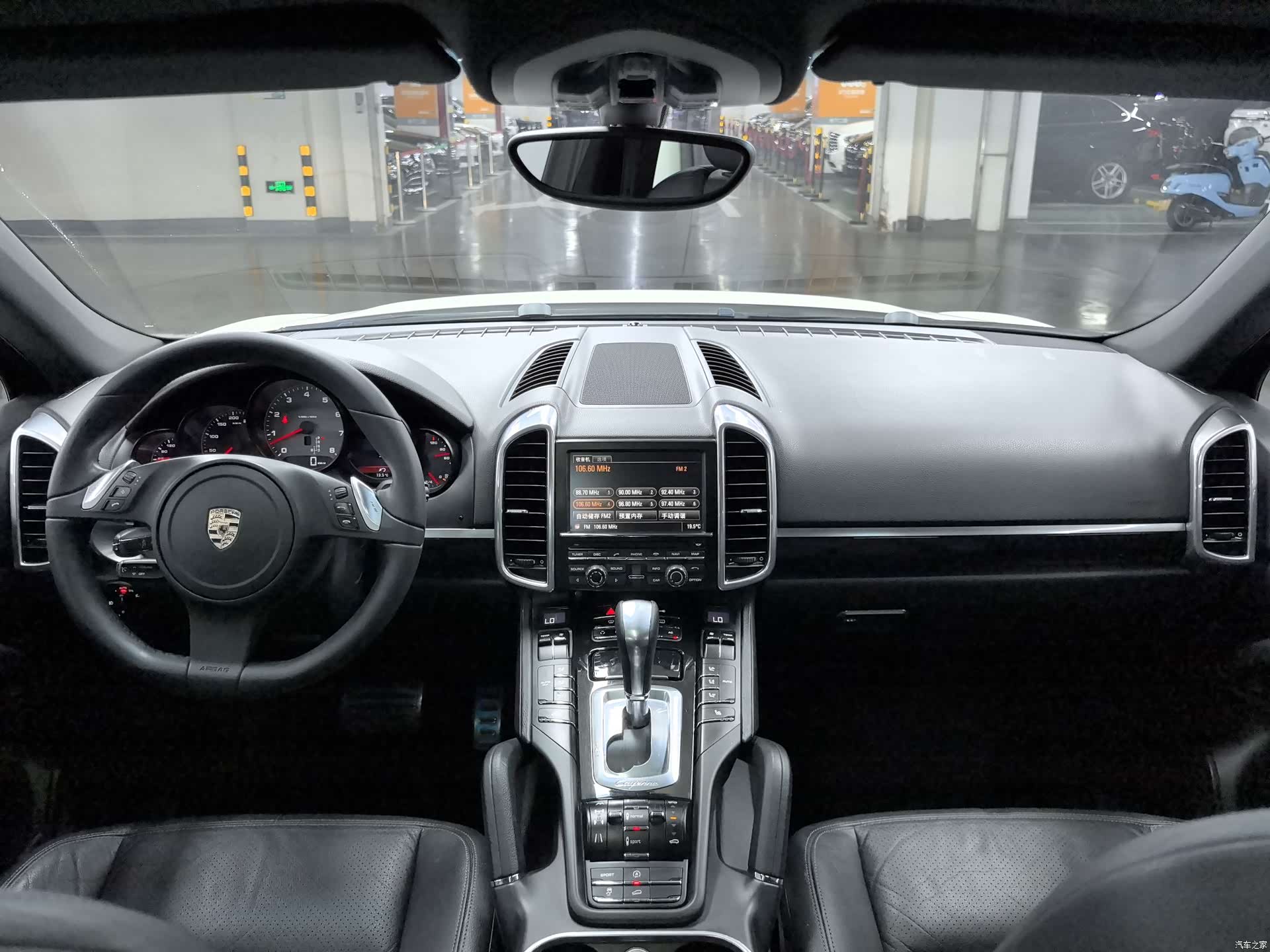 Porsche Cayenne, 2010 8