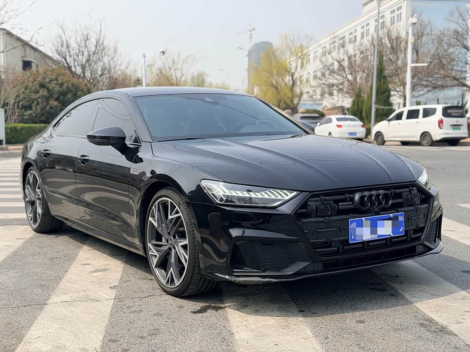Audi A7L