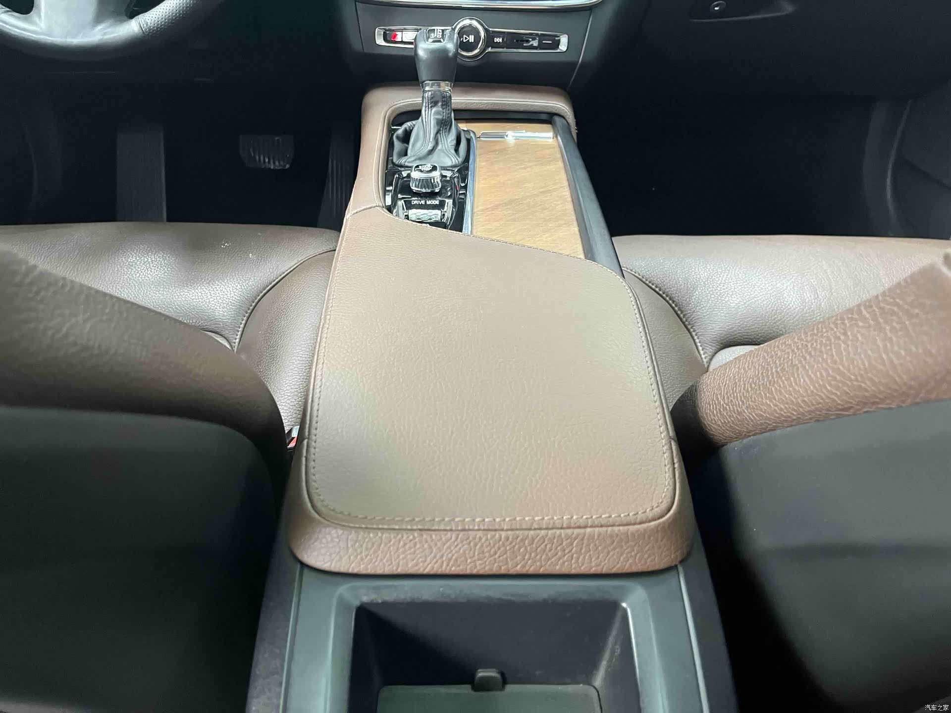 Volvo S90, 2020 23