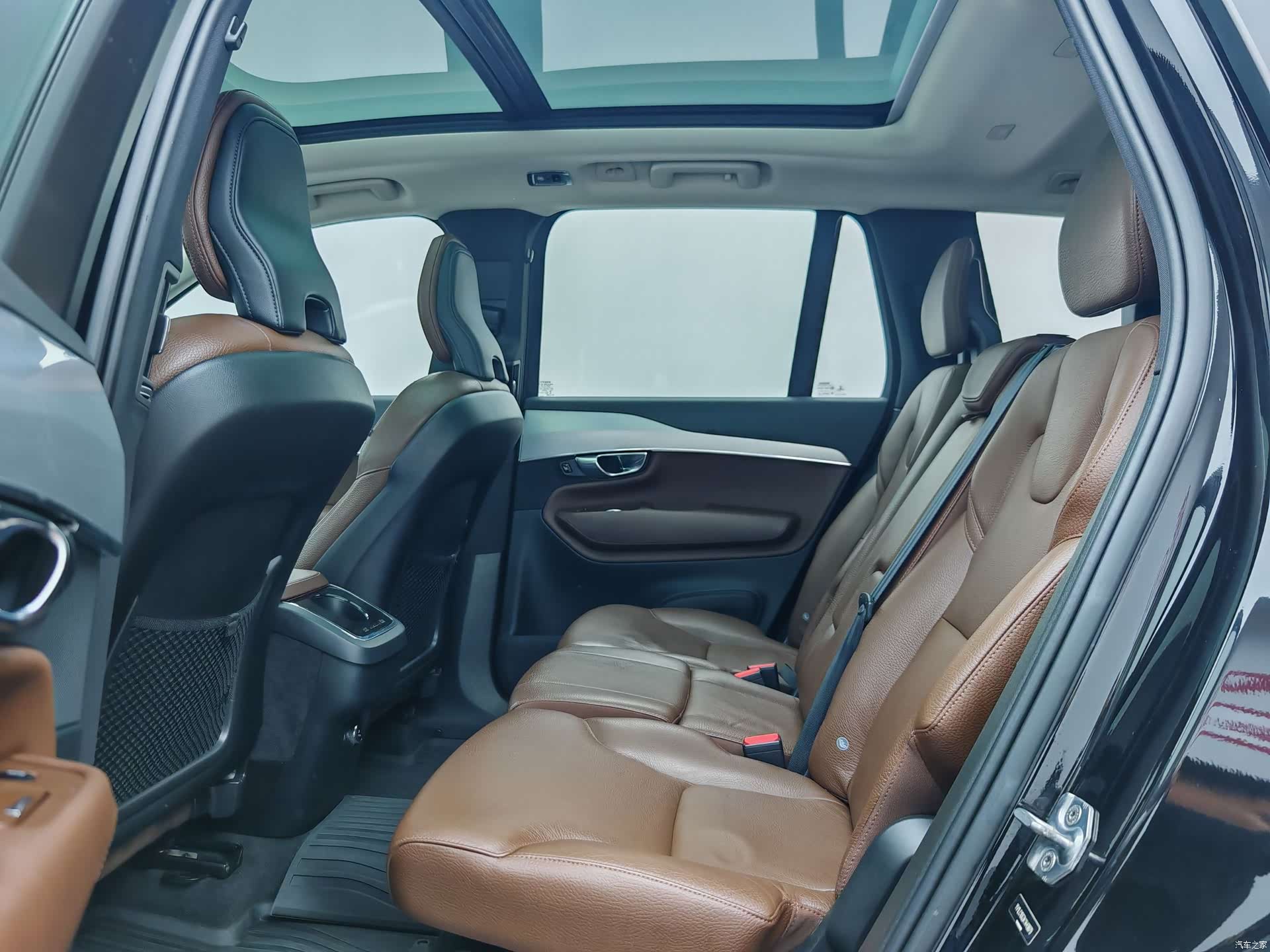 Volvo XC90, 2018 8