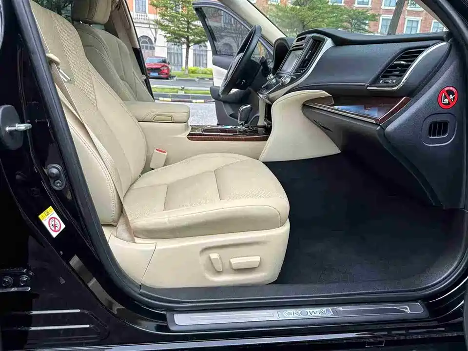 Toyota crown Toyota crown