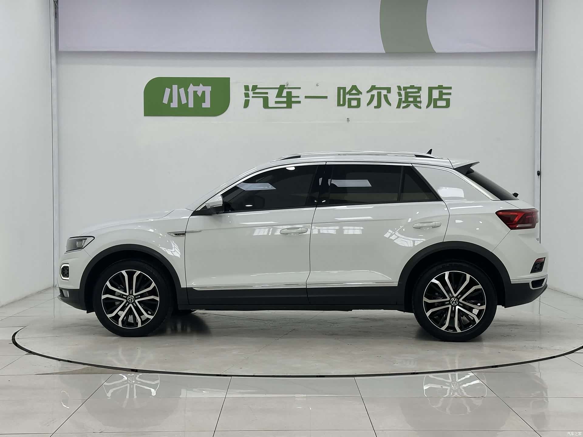 Volkswagen T-ROC, 2022 все фото