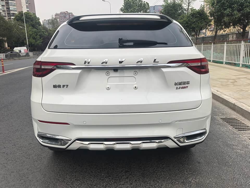 Haval F7