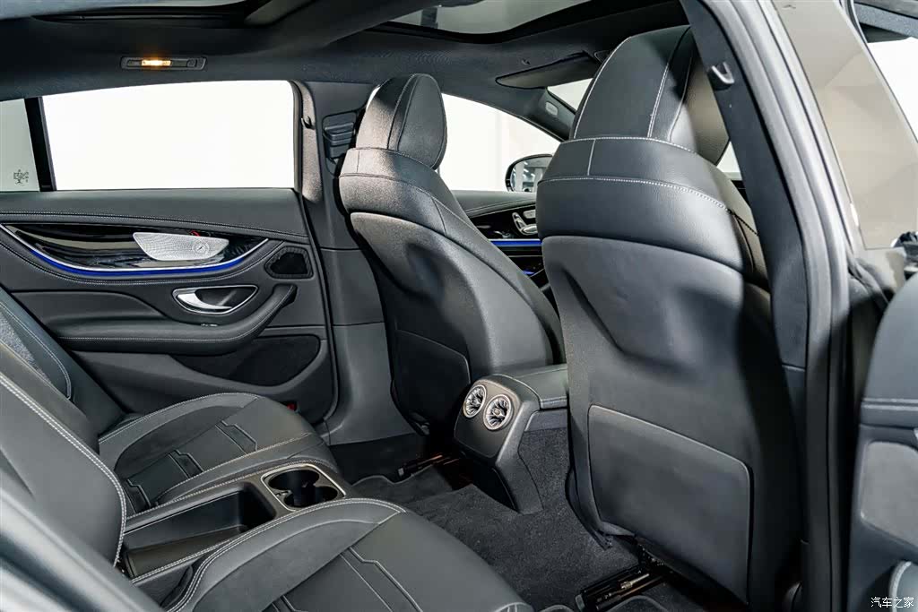 MG AMG, 2021 23