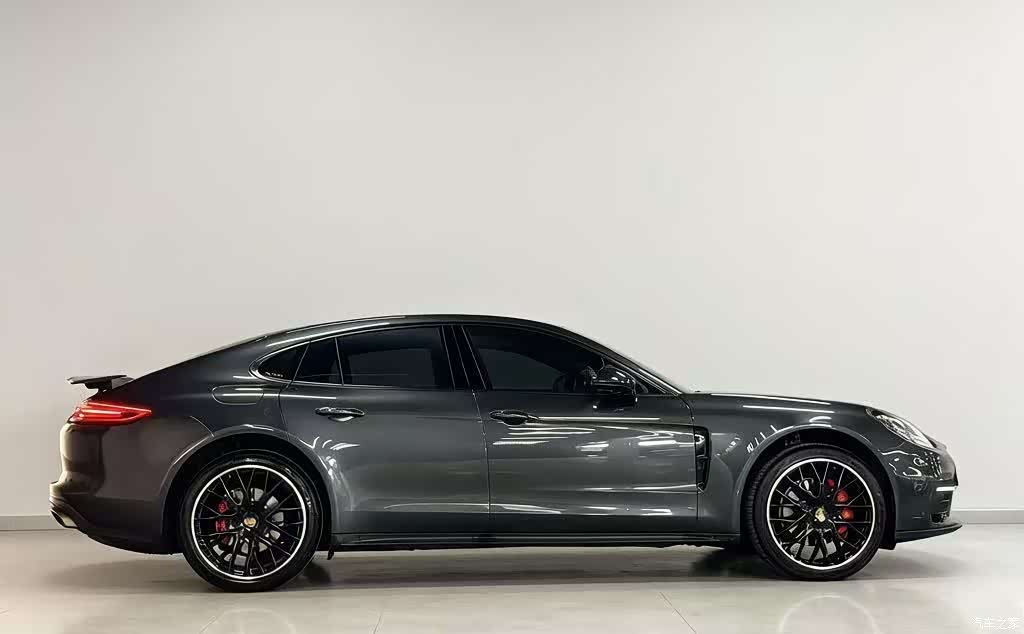 Porsche Panamera, 2017 4