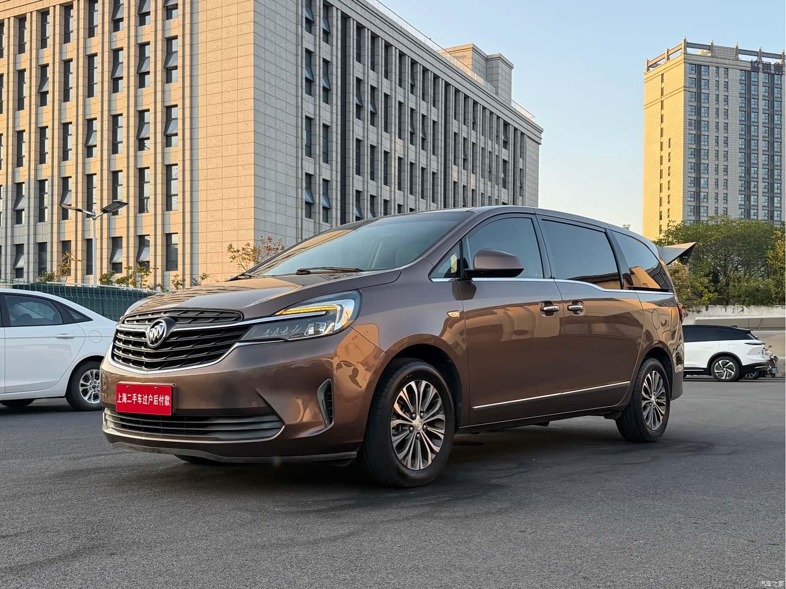 Buick GL8, 2020 2