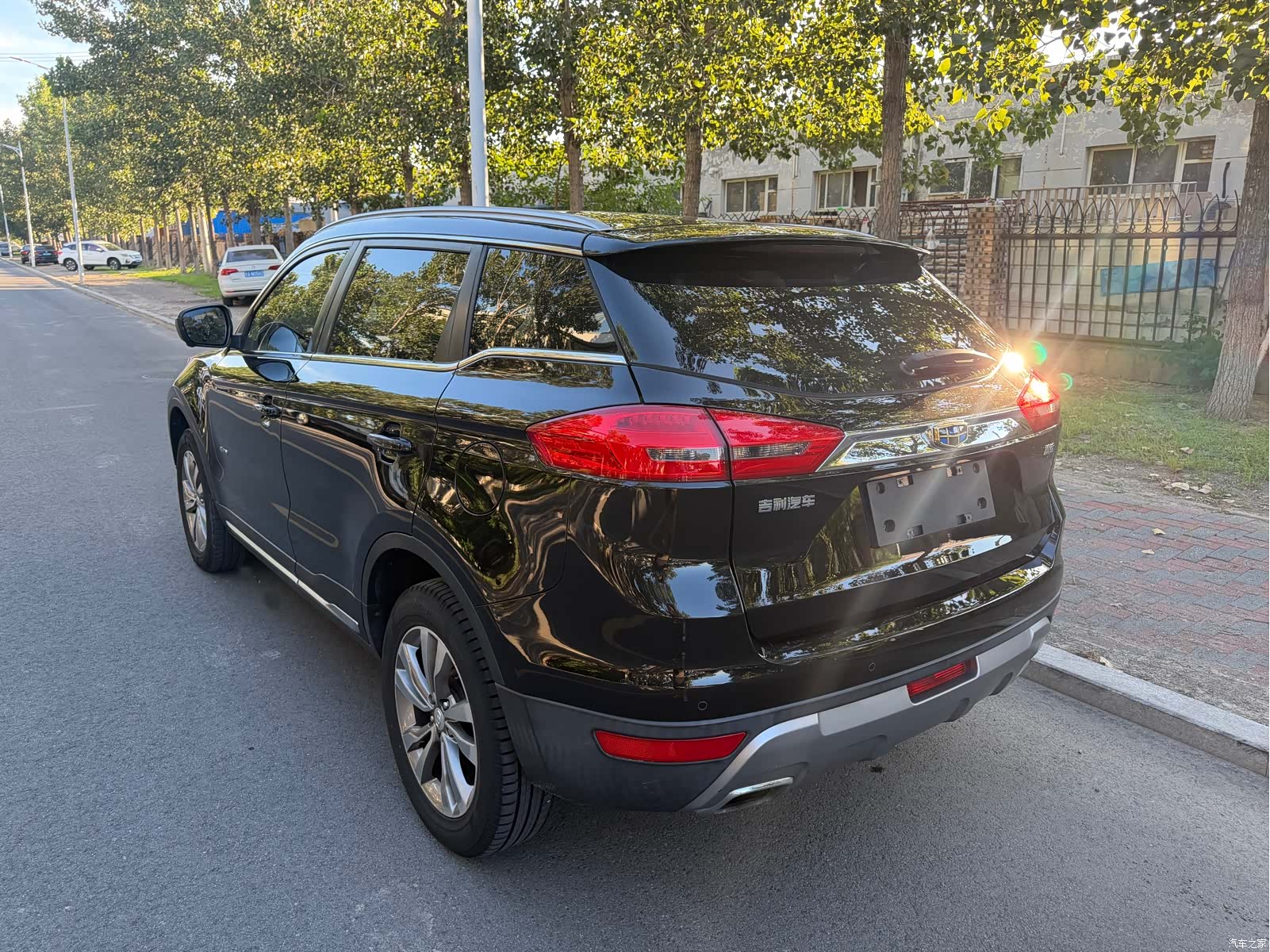 Geely Boyue, 2017 15