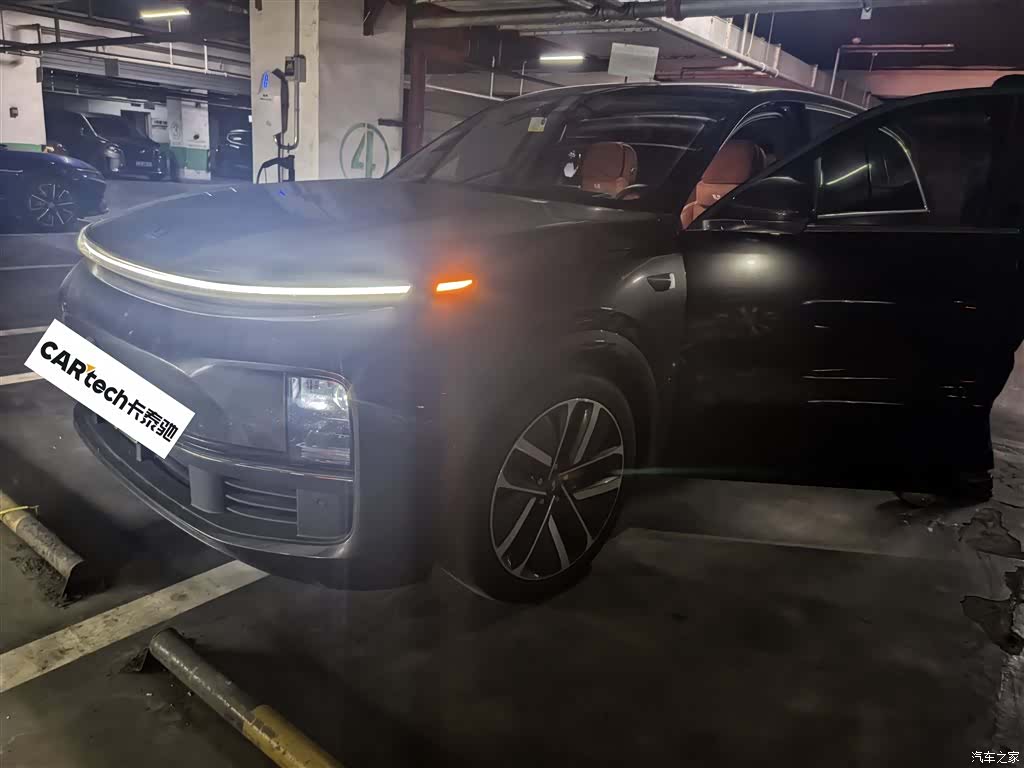 Li Auto L8, 2023 7