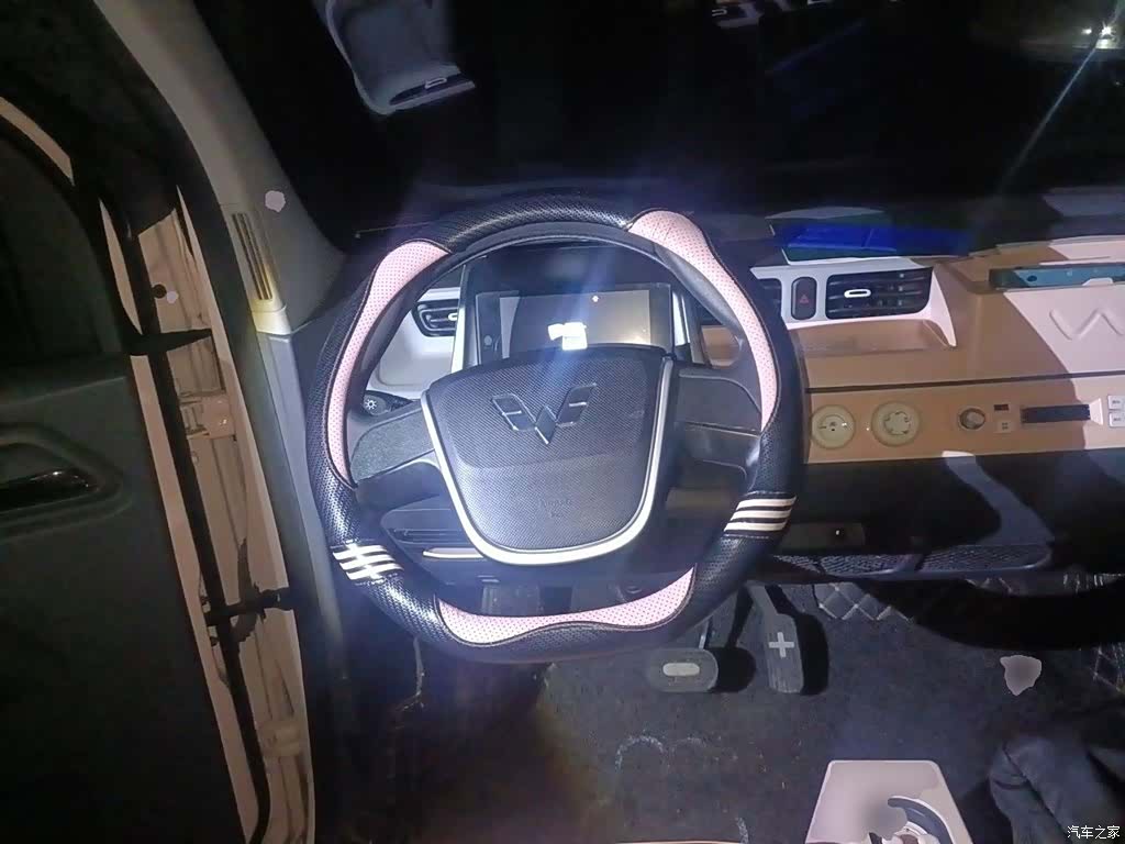 Wuling MINIEV, 2023 7