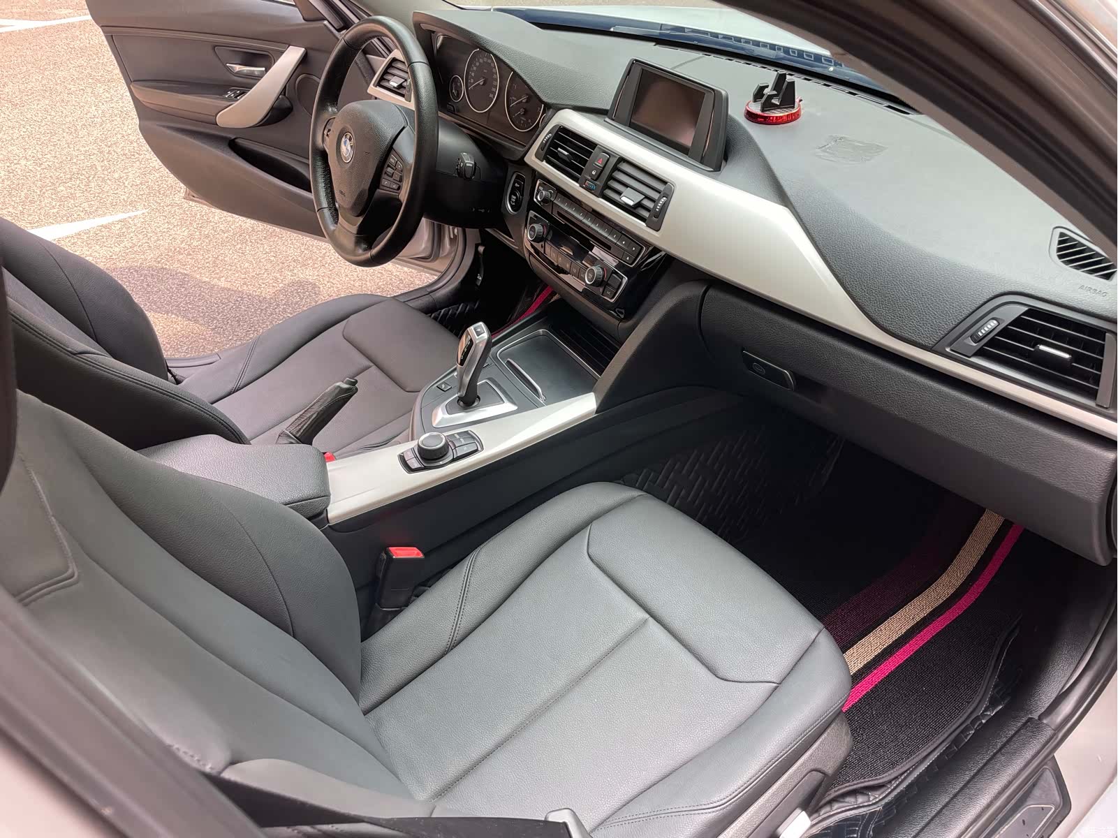 BMW 3 Series, 2016 14