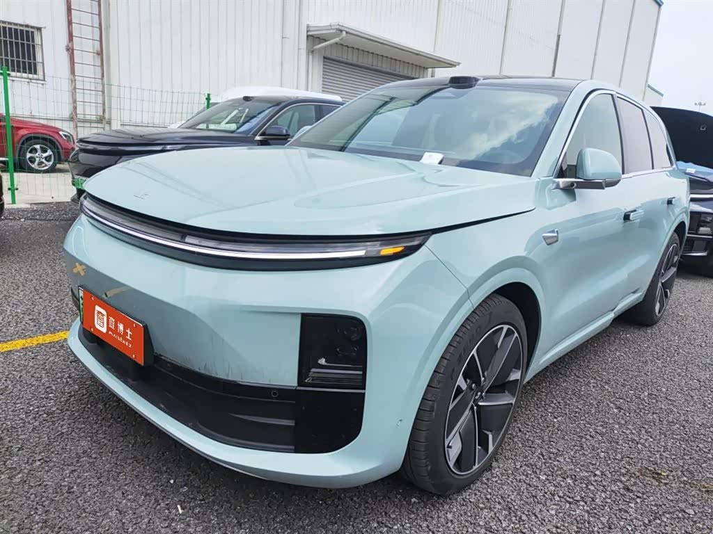Li Auto L6