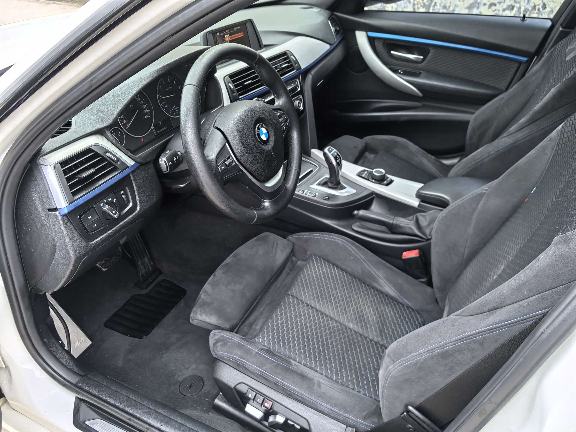 BMW 3 Series, 2017 44