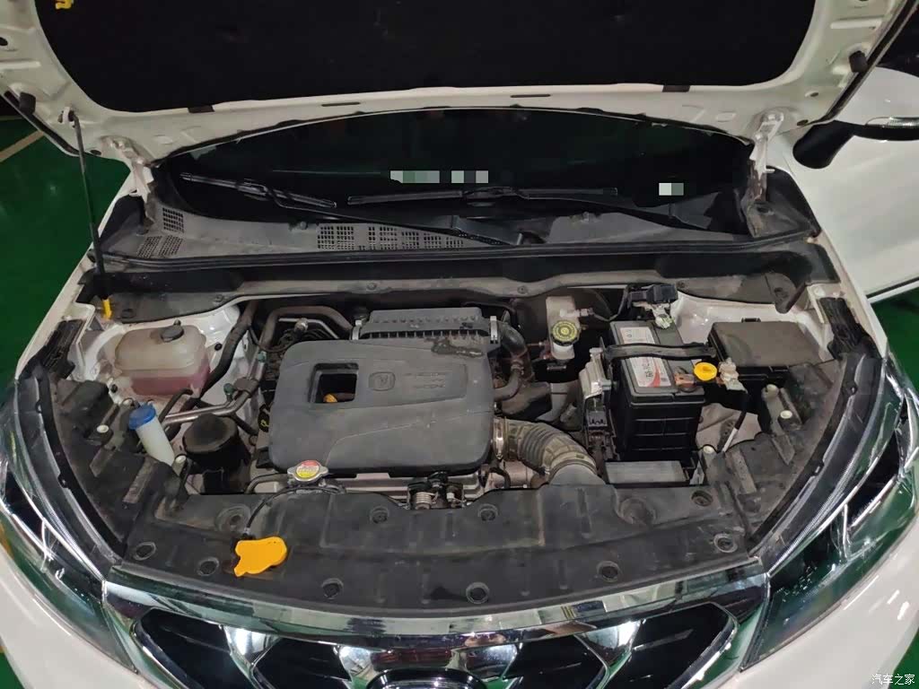 Changan CS15, 2018 17