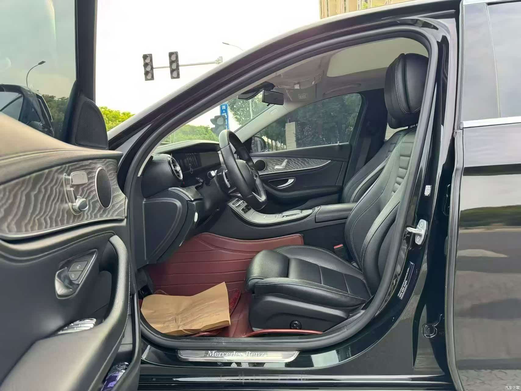 Mercedes-Benz E-Class, 2021 4