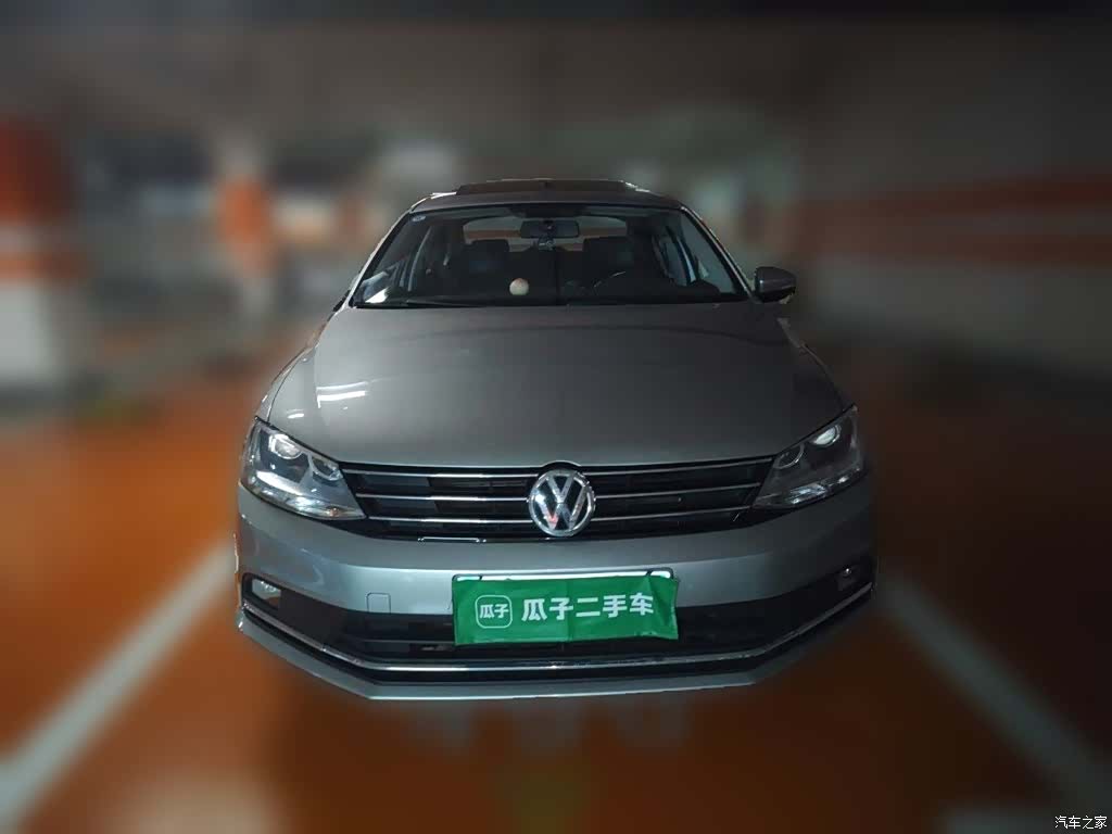 Volkswagen Sagitar, 2016 3