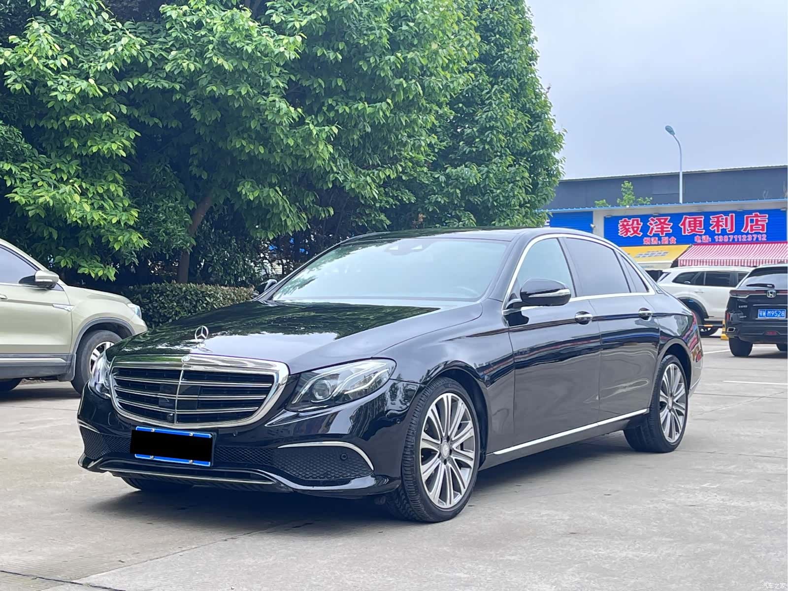 Mercedes-Benz E-Class, 2017 1