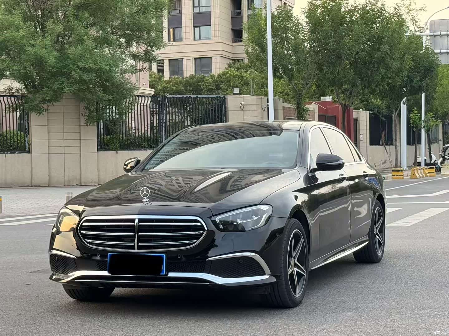 Mercedes-Benz E-Class, 2021 1