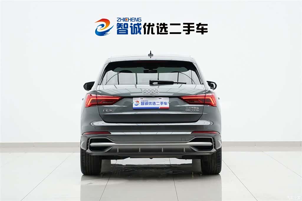 Audi Q3, 2022 4