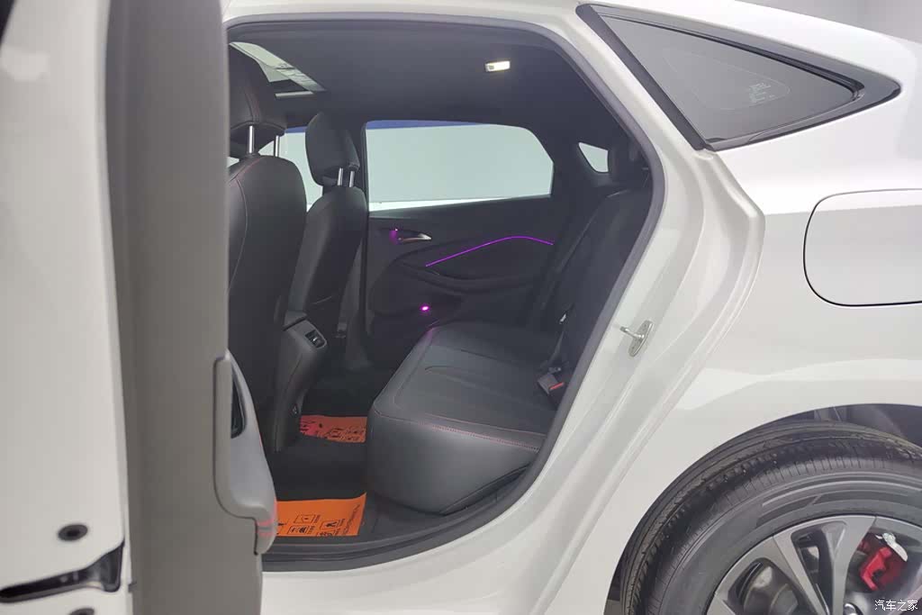 Buick Verano, 2024 11