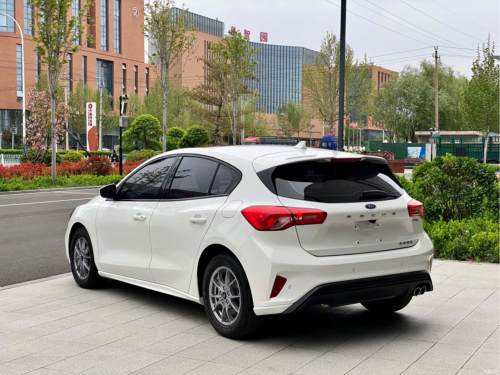 Ford Focus, 2022 7