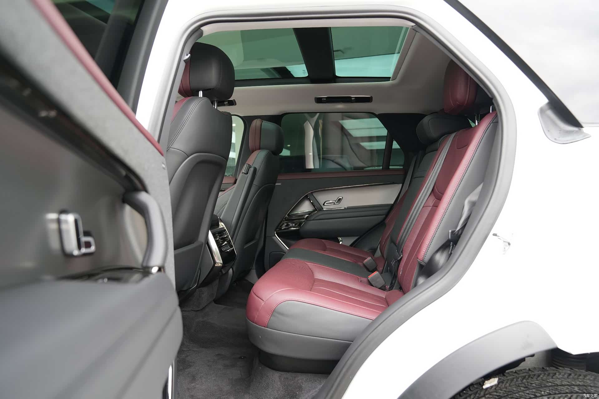 Land Rover Range Rover, 2024 7