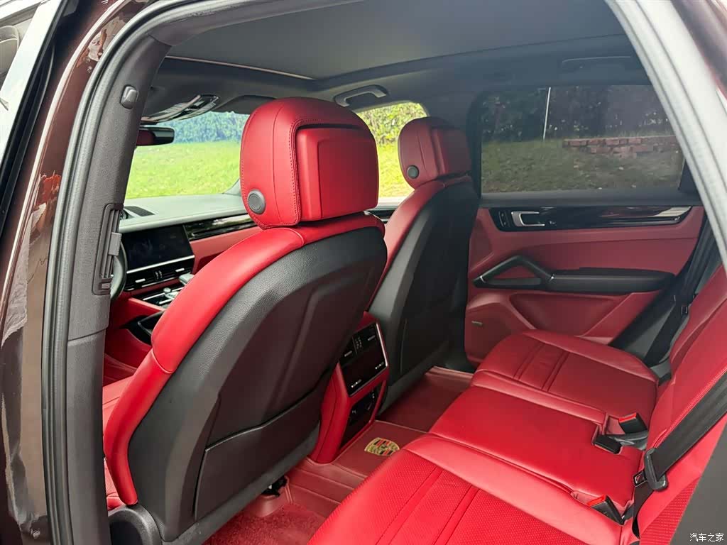 Porsche Cayenne, 2020 9