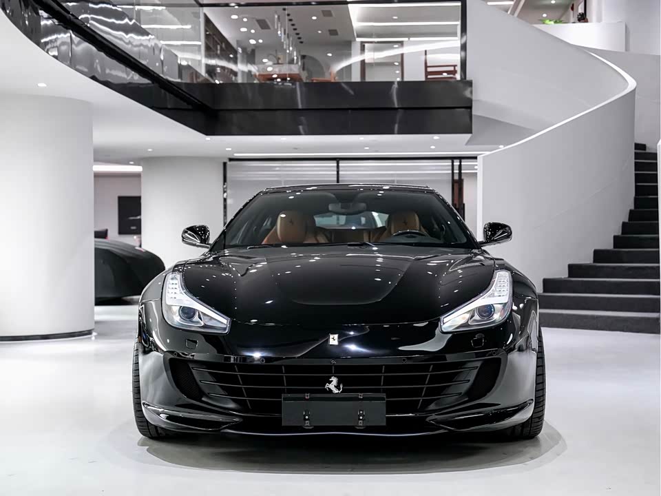 Ferrari GTC4Lusso