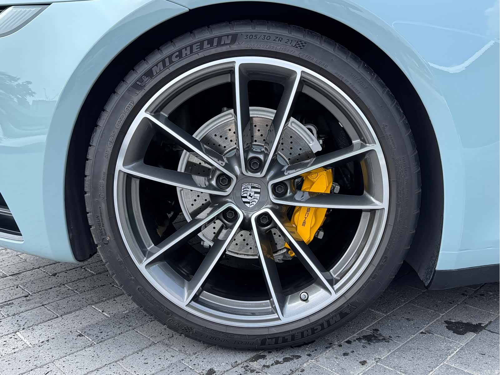 Porsche 911, 2024 18