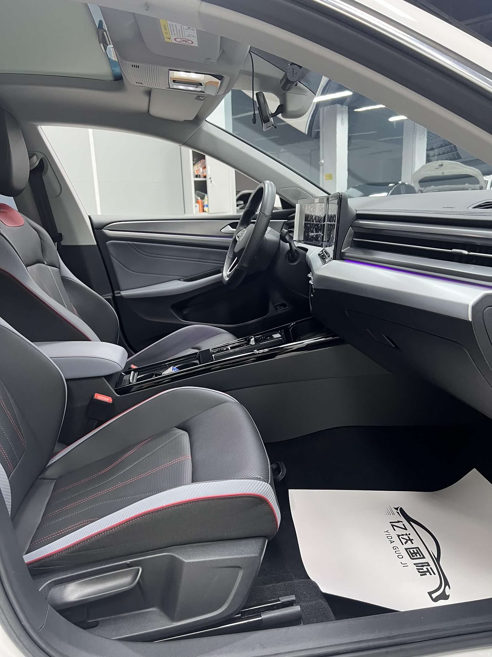 Volkswagen Lamando, 2022 21