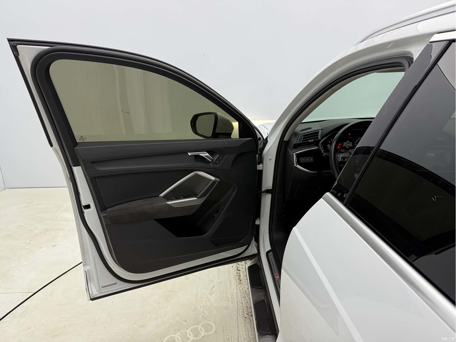 Audi Q3, 2021 15