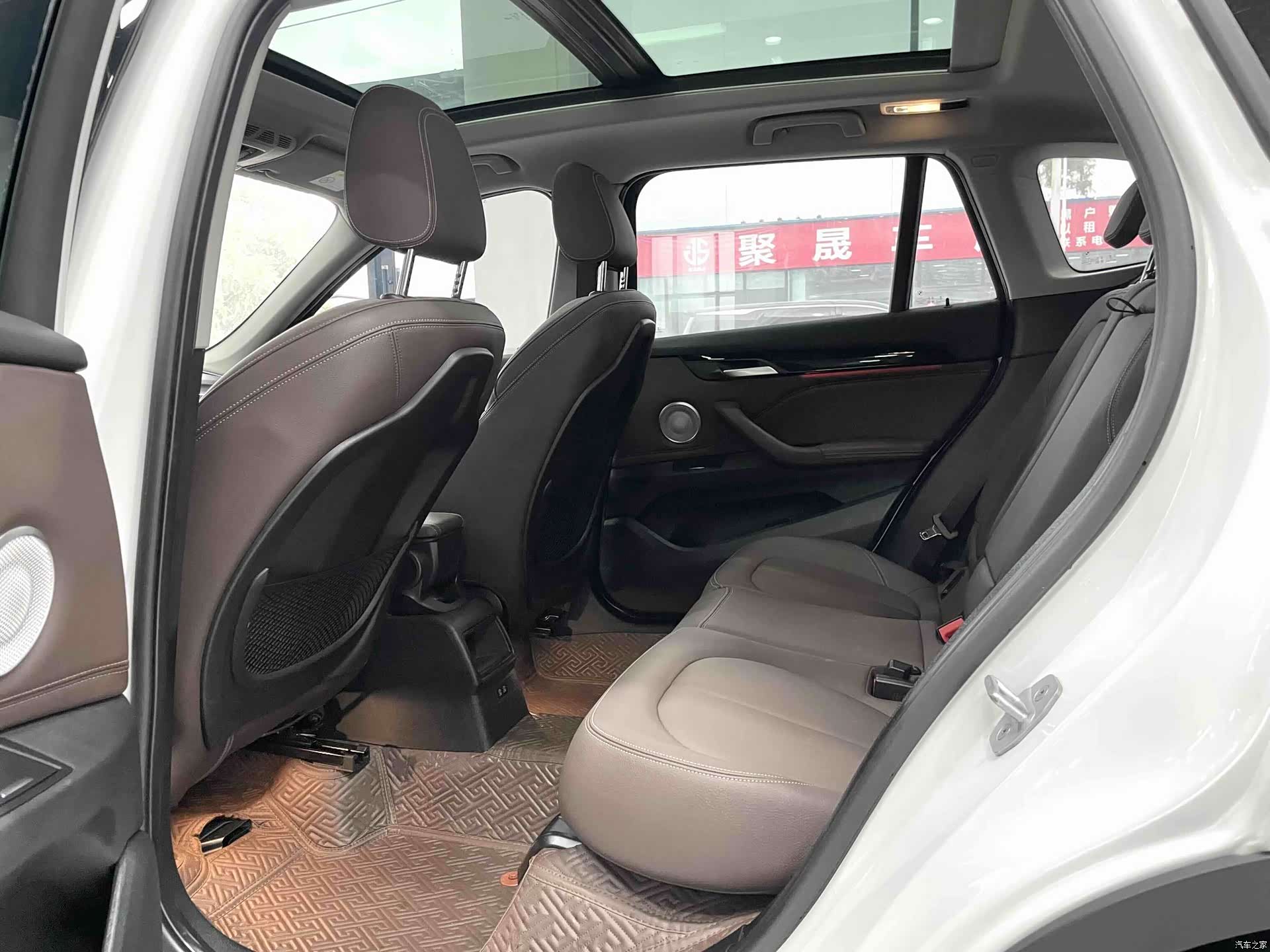 BMW X1, 2023 13
