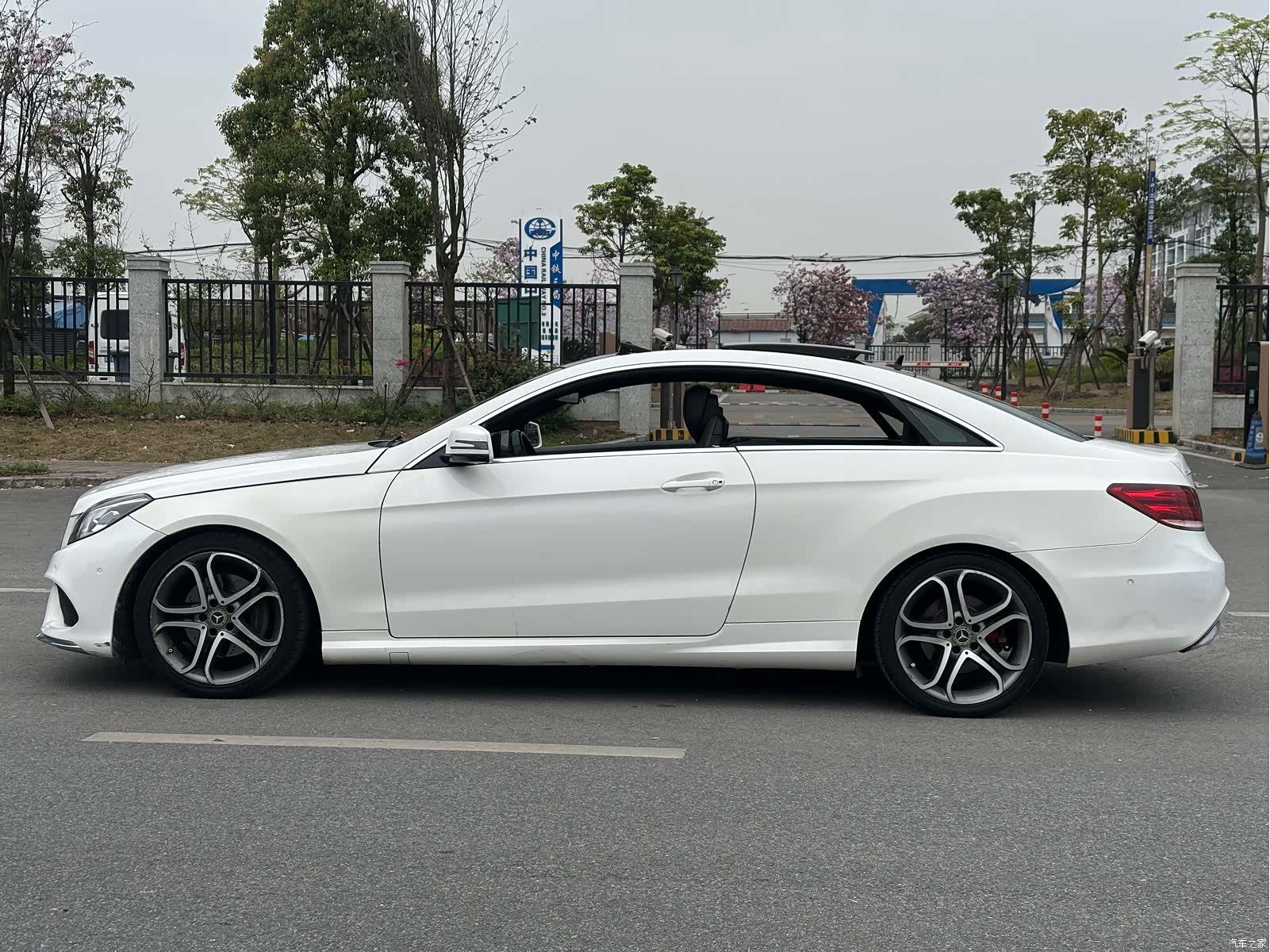 Mercedes-Benz E-Class, 2014 11