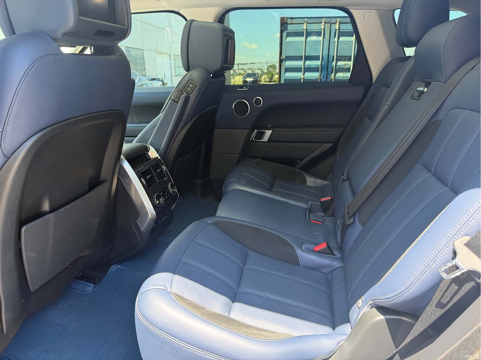 Land Rover Range Rover, 2020 11